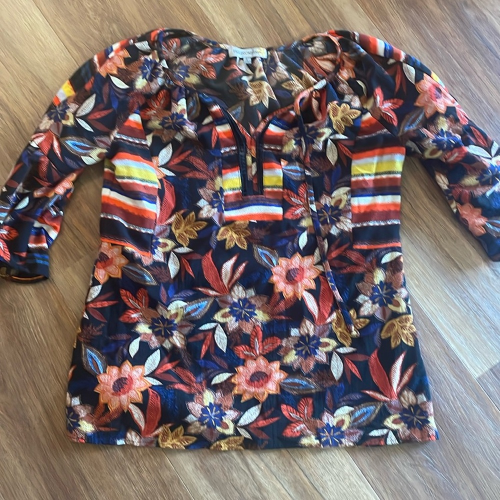 Adorable top